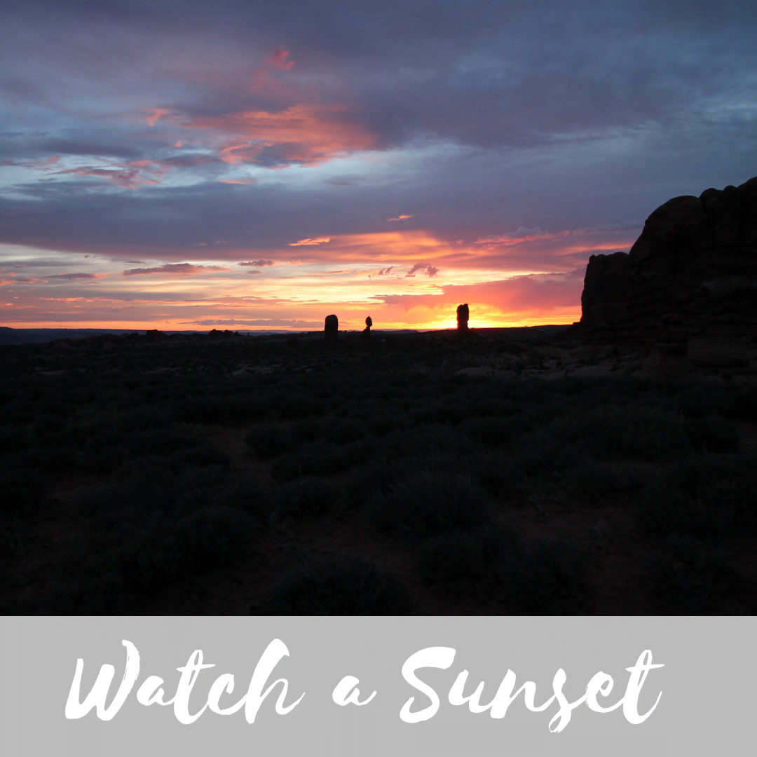 You are currently viewing Watch a Sunset